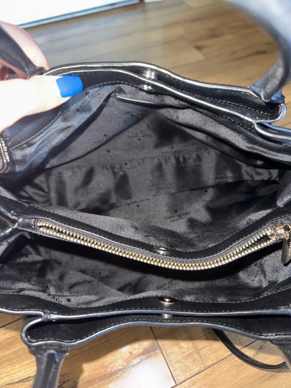 Dumpling Large Satchel Bag - Picture 7 of 12